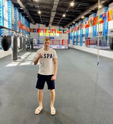 Великолучанин стал серебряным призером Чемпионата СЗФО по боксу