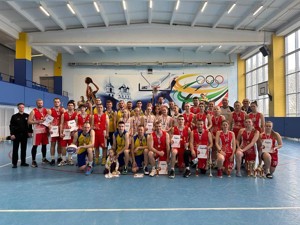 Великолукские баскетболисты стали лучшими на Чемпионате Псковской области