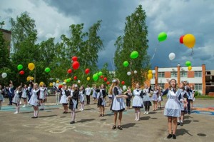 Николай Козловский подвел итоги учебного года в Великих Луках