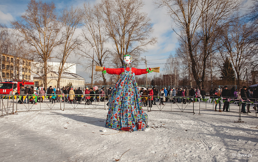 Масленица великие луки 2024. Масленица Великие Луки. Великие Луки Масленица 2012 год. Масленица в великих Луках. Луки парк Масленица.