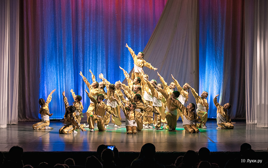 дк имени ленина великие луки. дк имени ленина великие луки. дк имени ленина великие луки. великие луки дк им ленина школа. дк ленина великие луки внутри.