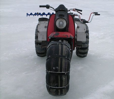 Каракат из мотороллера муравей