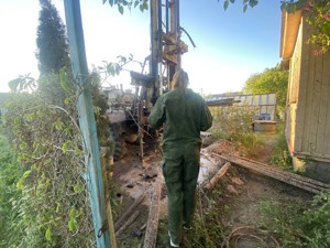 В Псковской области мужчину разорвало на части при бурении водяной скважины