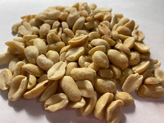 «Черви есть? А если найду?»: Орехи известной торговой сети проверили в ...