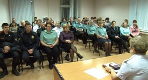 График работы приставов великие луки