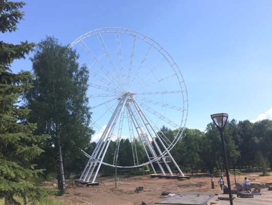 Колесо обозрения в великом новгороде фото