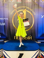 Великолучанки стали лучшими на танцевальных турнирах в Москве и Смоленске